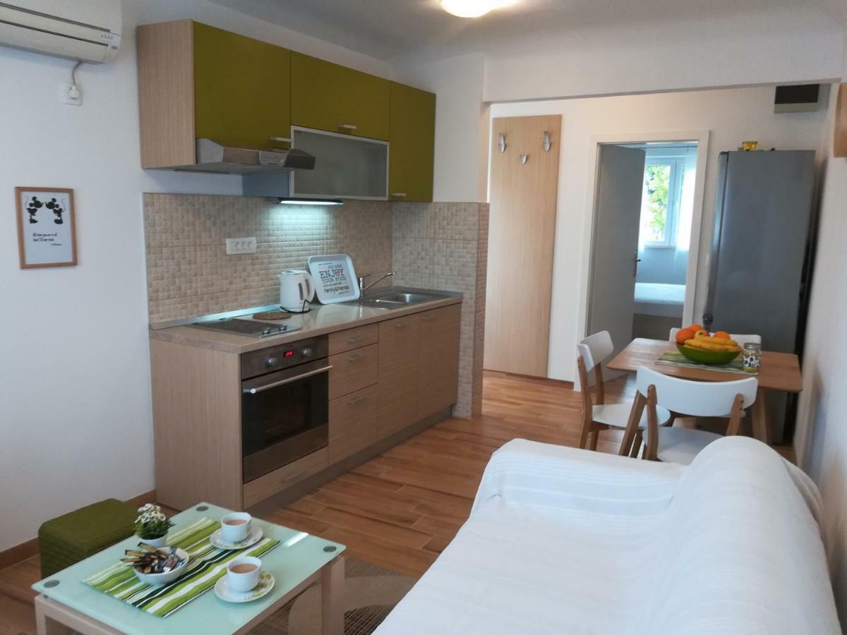 Iris Apartment Mlini Buitenkant foto